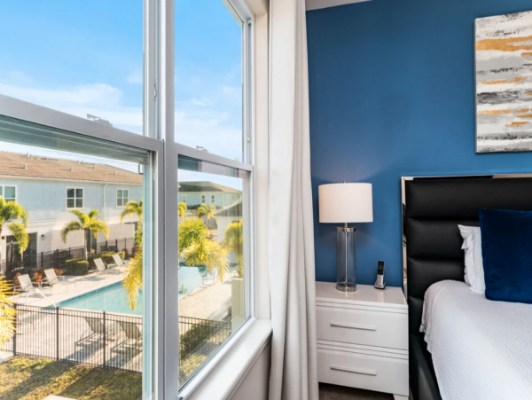 Luxury Townhouse 3-bedroom - Great Amenities in Reunion